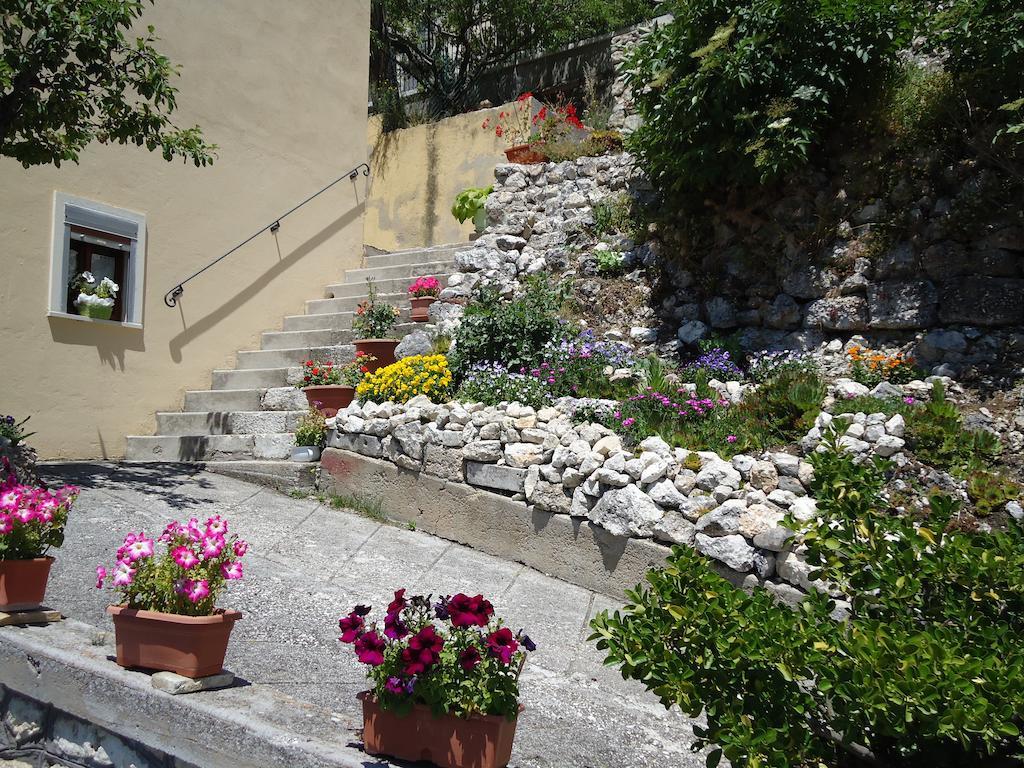Hotel La Candeletta Santo Stefano Di Sessanio Zewnętrze zdjęcie